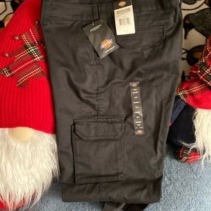 Women’s size 16 cargo pants